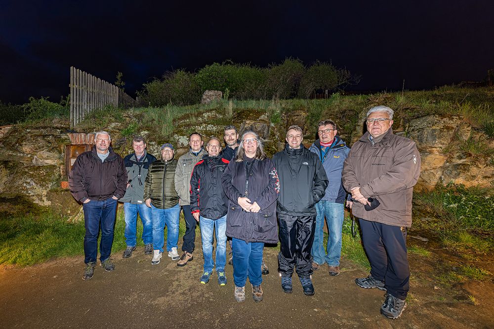 Höhlenwohnungstourmitgliedergruppenbild...