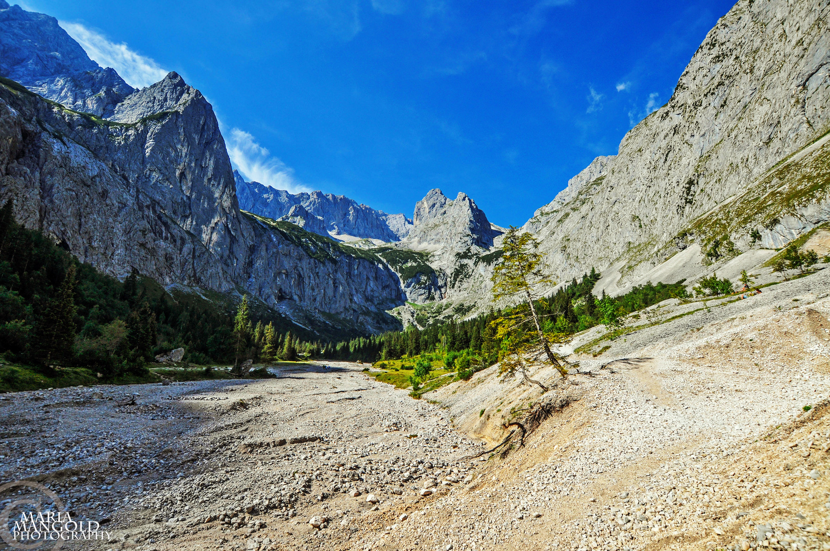 Höllentalangerhütte