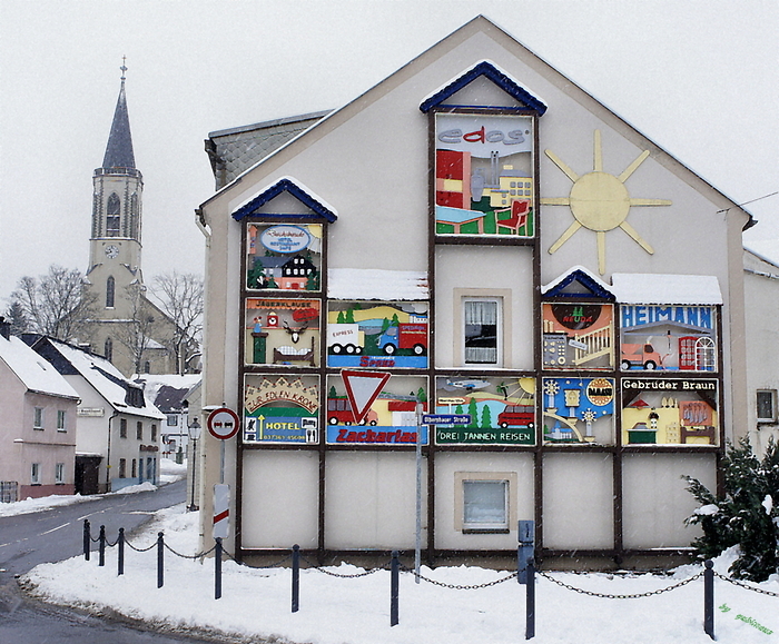 hölzerne Werbewand