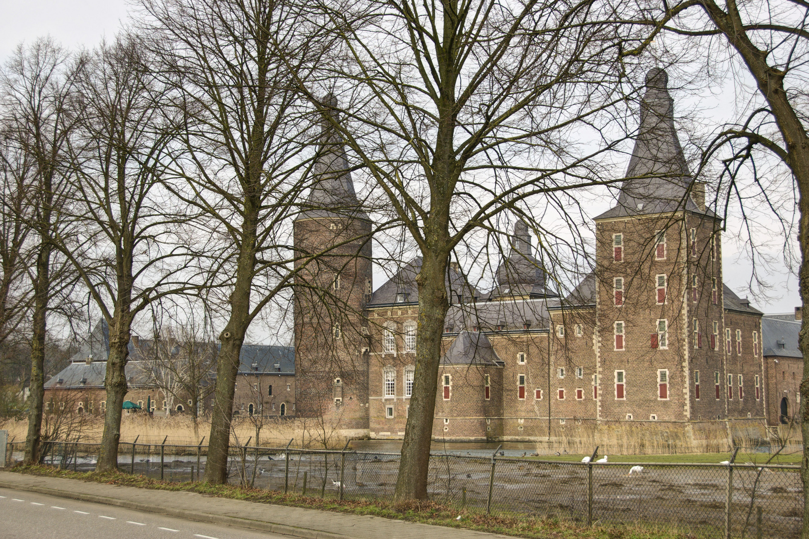 Hoensbroek - Hoensbroek Castle - 01