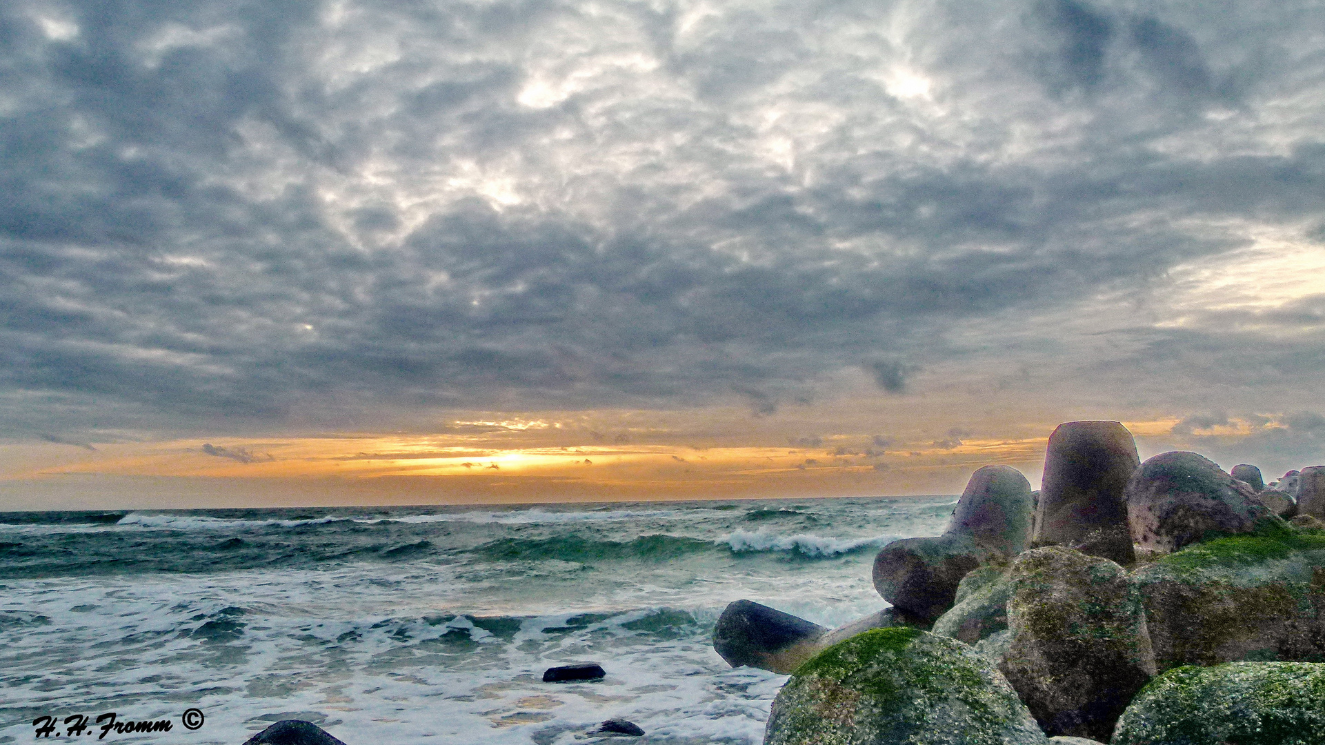 Hörnum am Strand - Wolken und Lichtspiele auf Sylt