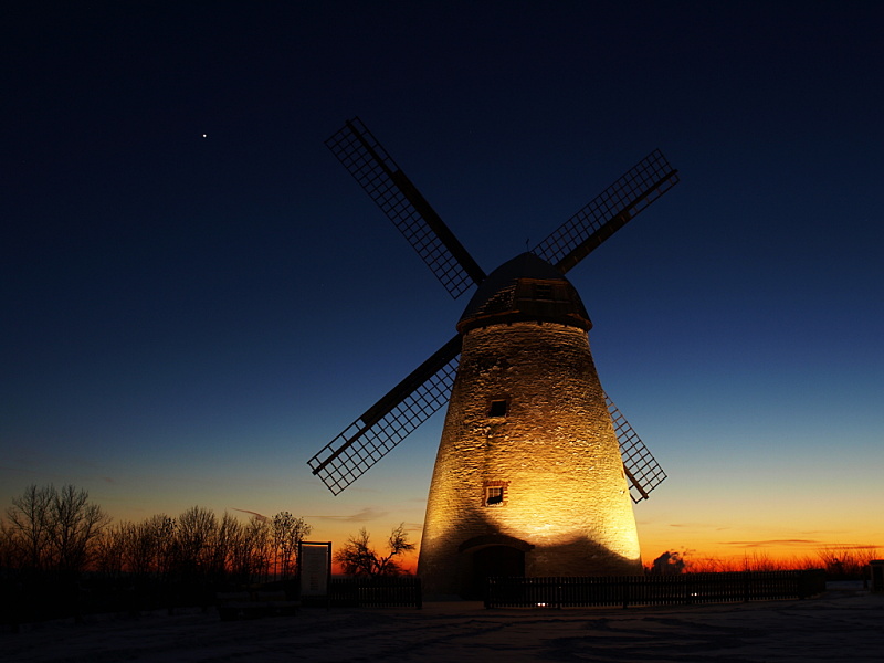 Höxberg Mühle in Beckum zur blauen Stunde