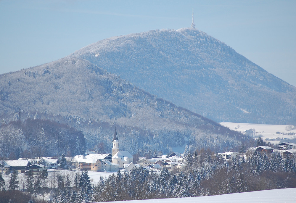 Hof am Fuße des Gaisberges östlich von Salzburg