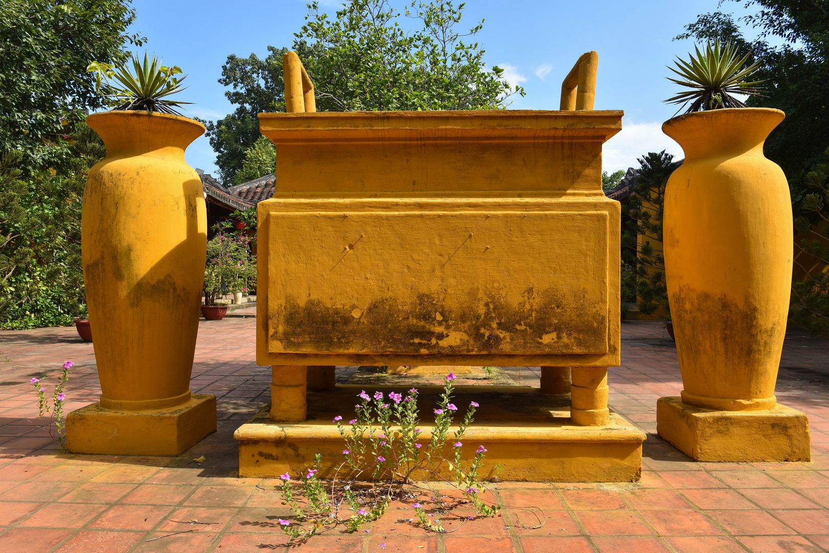 Hof der Kantonesischen Versammlungshalle in Hoi An 02