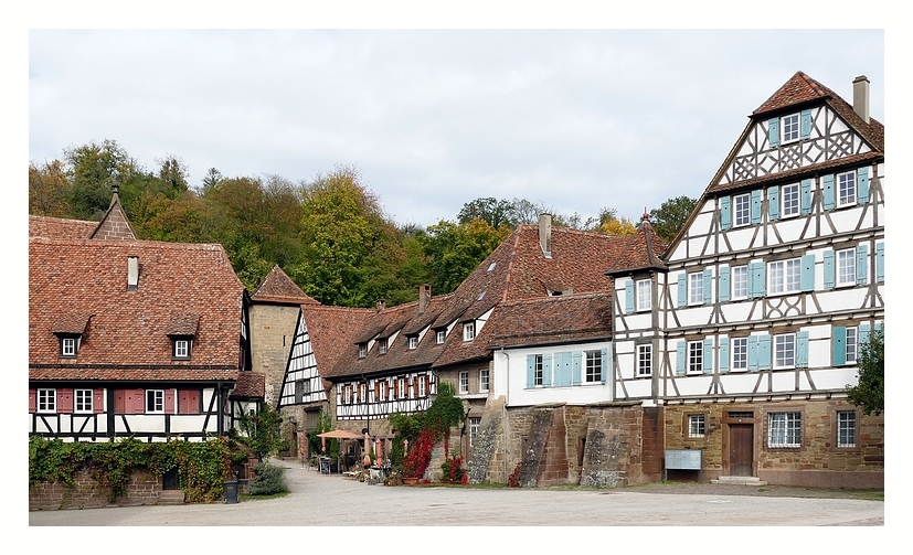 Hofbereich in der Klosteranlage Maulbronn