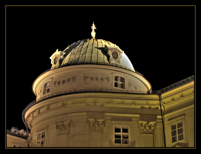 Hofburg Innsbruck by night