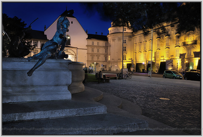 Hofburg Innsbruck zur Blauen Stunde