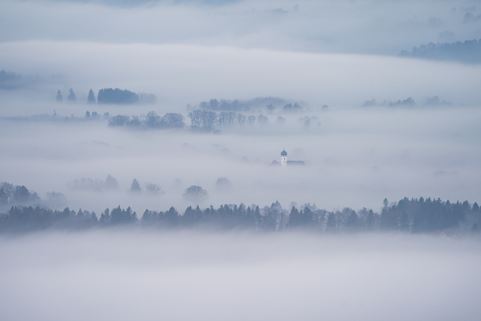 Hoffnung im Nebelmeer