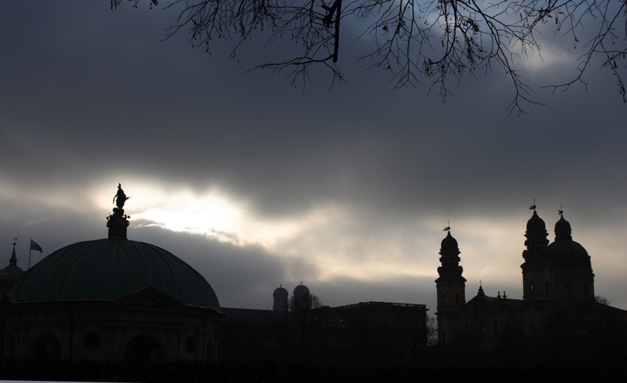 Hofgarten Tempel - Frauenkirche - Theatinerkirche