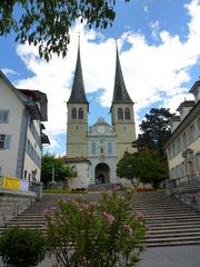 Hofkirche Luzern ...