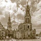 Hofkirche mit Residenzpalast und Semperoper