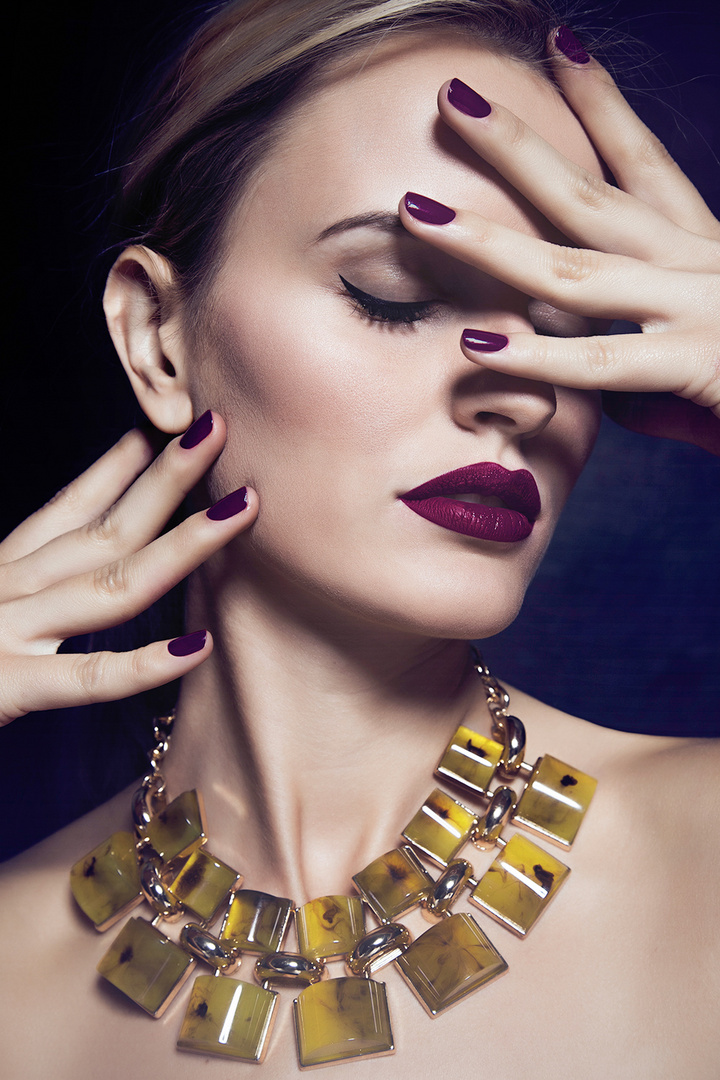 Hofmann-Larina Photography Beauty Test Jewerly