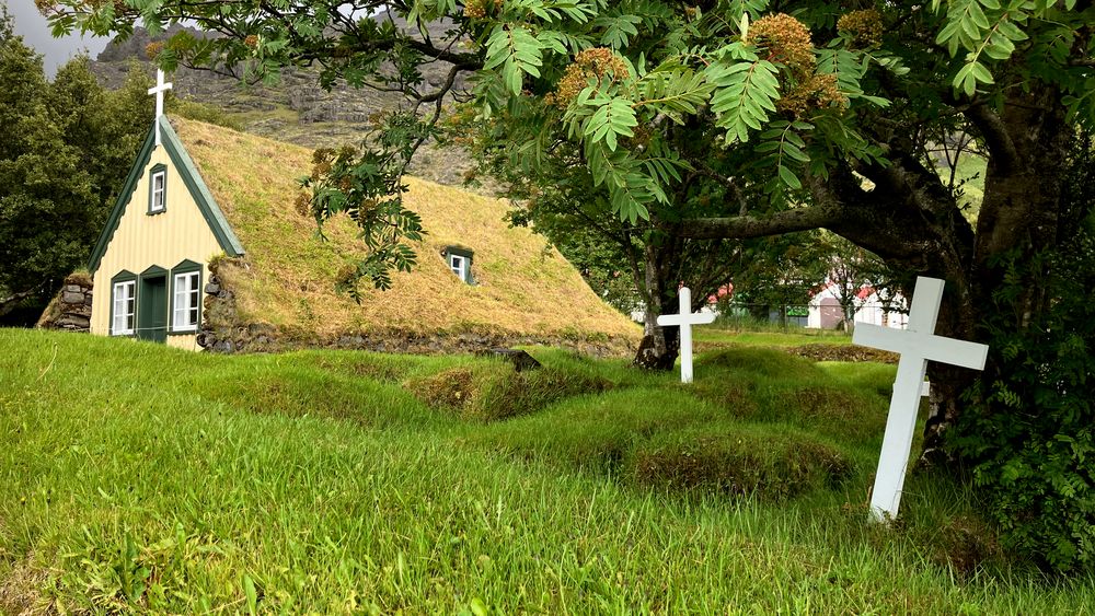 Hofskirkja
