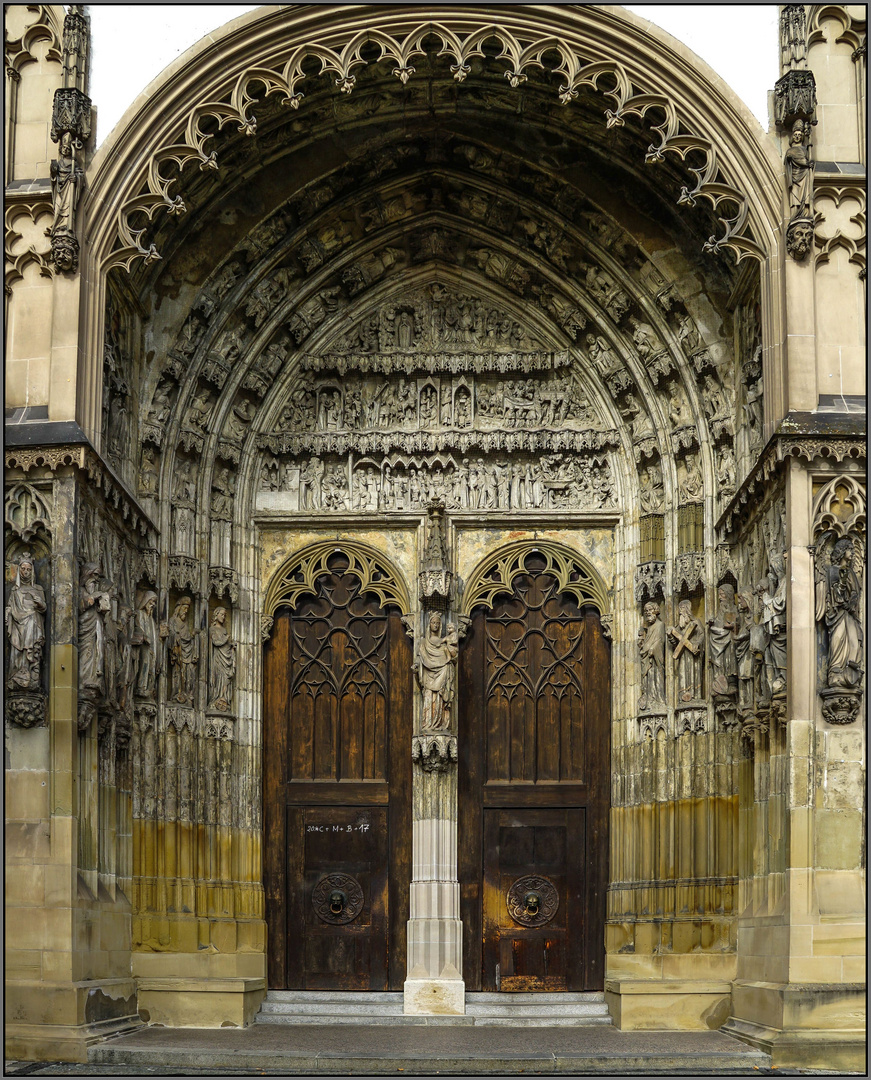 Hohe Domkirche Mariä-Heimsuchung Augsburg (1)