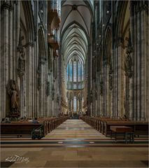 Hohe Domkirche Sankt Petrus zu Köln " Gott zu Gefallen ... "