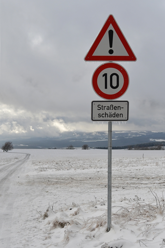 Hohe Geba: Eisige Fahrbahn toppt Straßenschäden