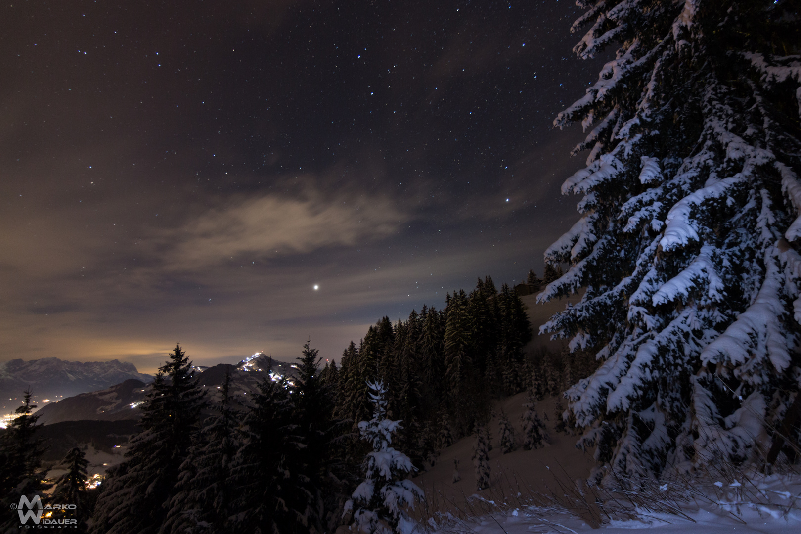 Hohe Salve bei Nacht