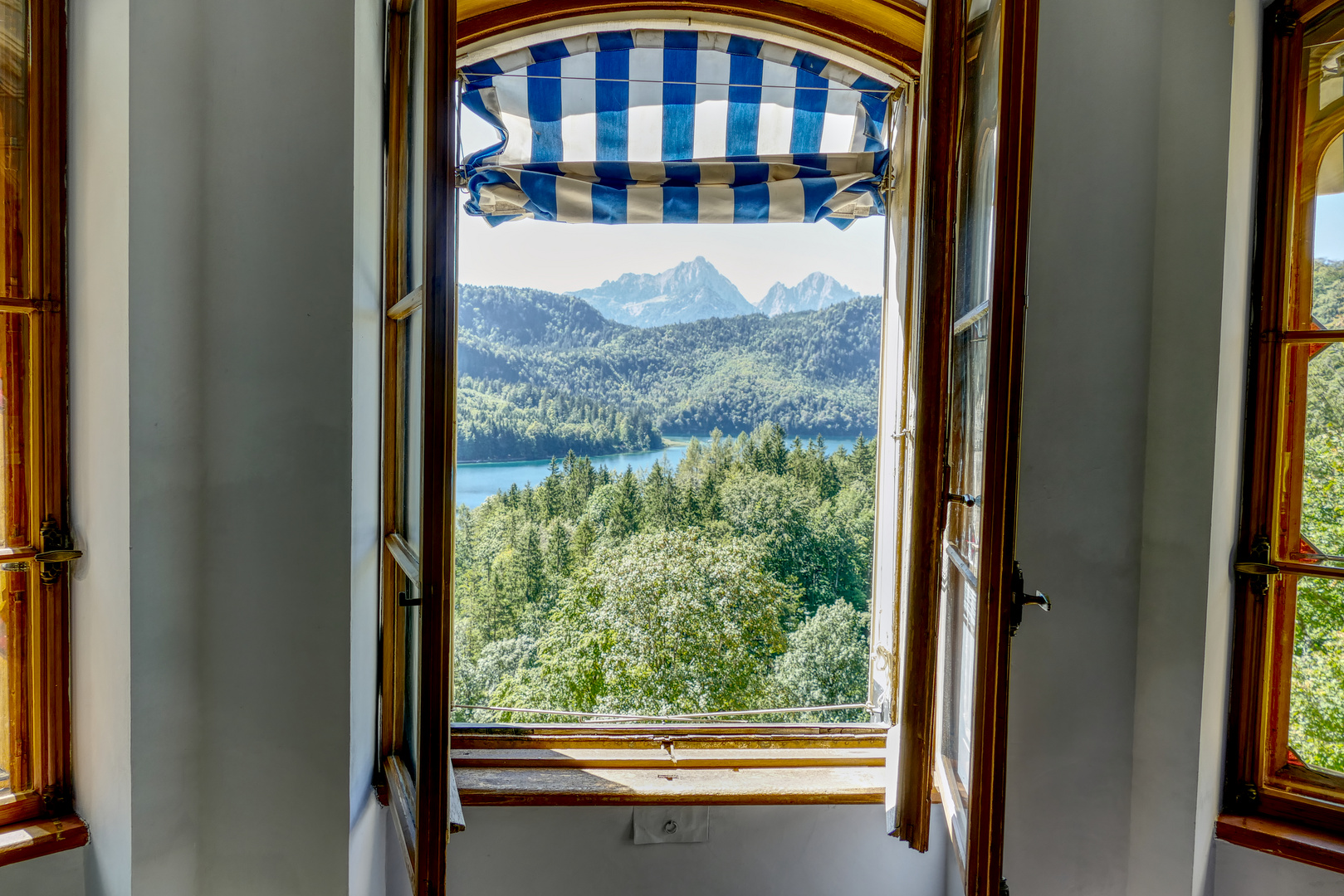 Hohenschwangau Blick nach draussen