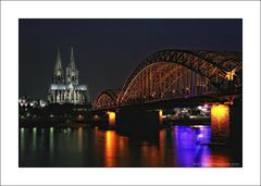 Hohenzollerbrücke mit  Domblick ...