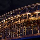 Hohenzollern Brücke bei Nacht