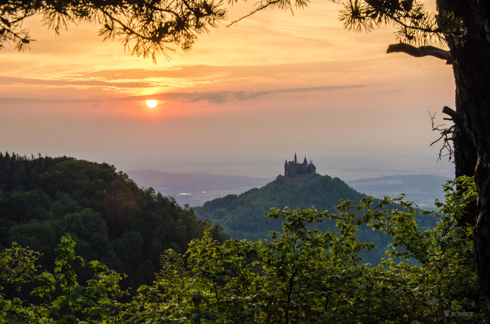 Hohenzollern im letzten Sonnenlicht 1