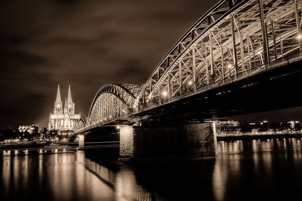 *Hohenzollernbrücke*