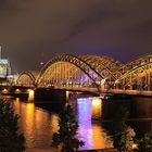 Hohenzollernbrücke bei Nacht