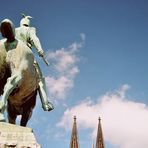 [Hohenzollernbrücke]