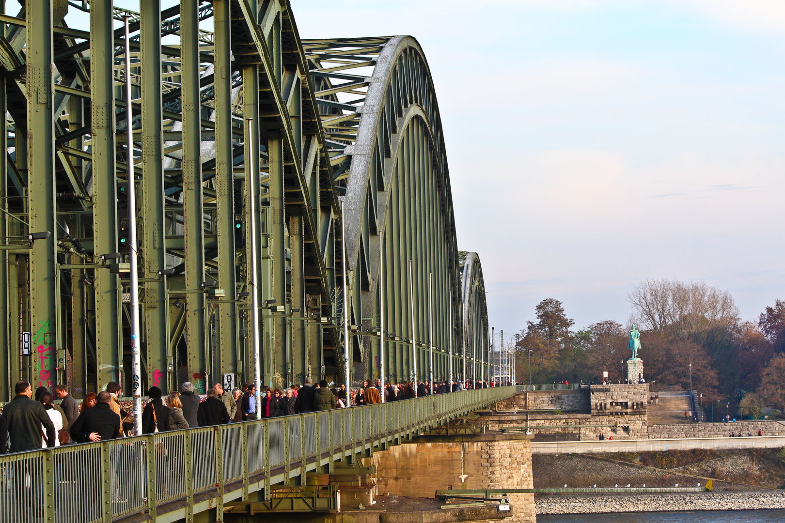 Hohenzollernbrücke in Köln