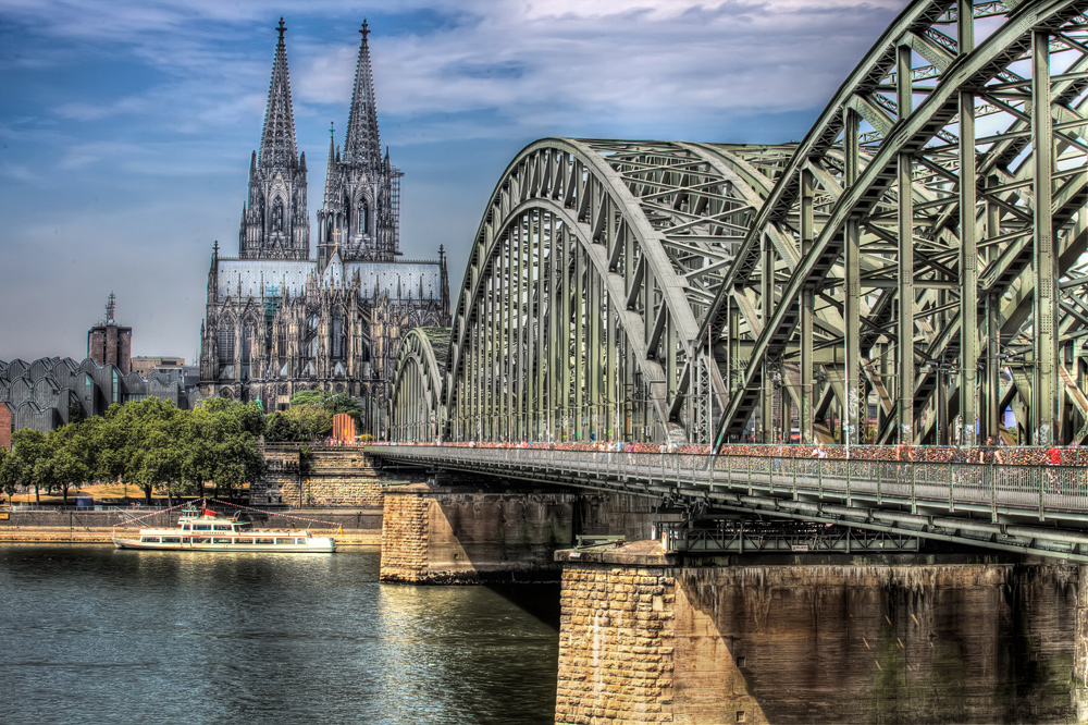 Hohenzollernbrücke in Köln