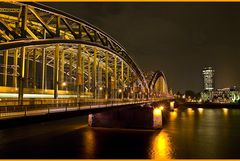 Hohenzollernbrücke in Köln