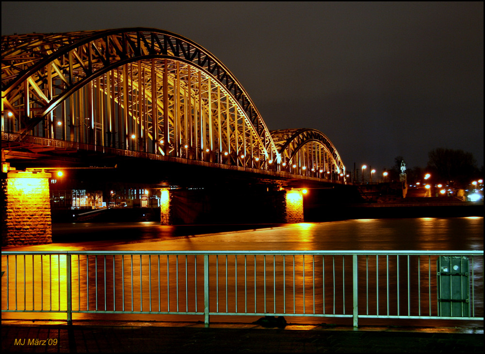 Hohenzollernbrücke in Köln