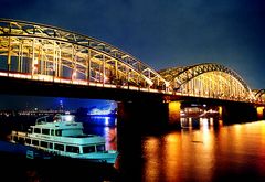 Hohenzollernbrücke, Köln