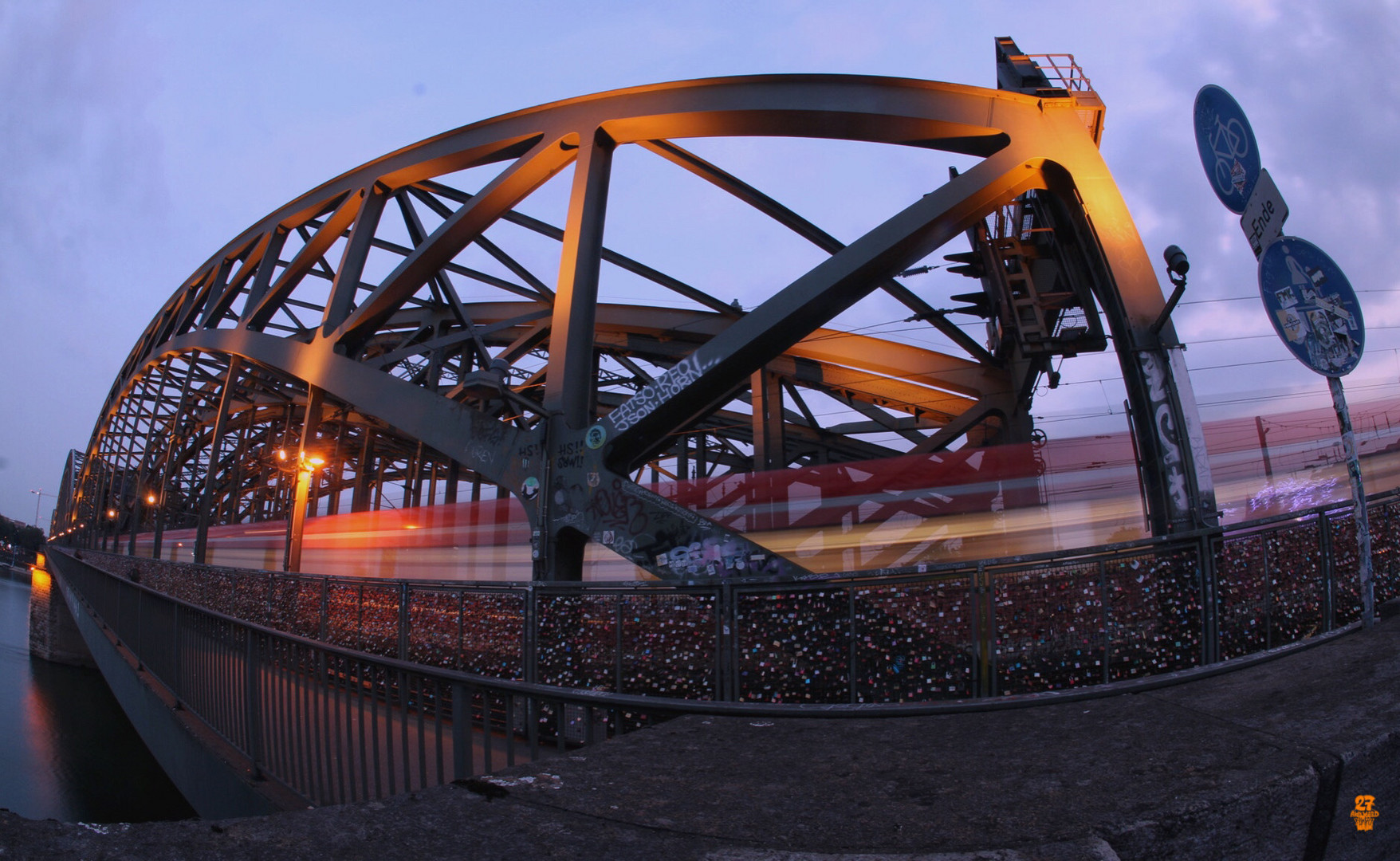 hohenzollernbrücke köln 