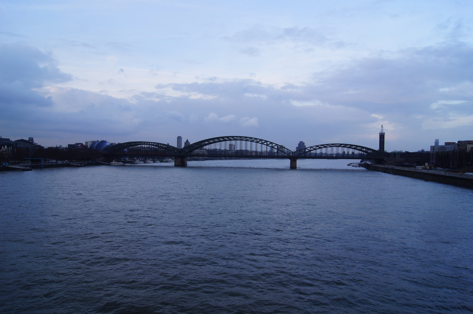 Hohenzollernbrücke, Köln