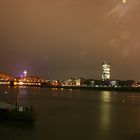 Hohenzollernbrücke, Kölntriangle (LVR-Turm) und Hyatt Hotel (2)(24.02.2012)