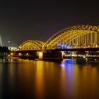 Hohenzollernbrücke mit Bahnhofskapelle - II