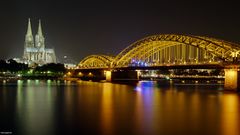 Hohenzollernbrücke mit Bahnhofskapelle - II