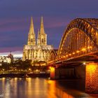 Hohenzollernbrücke mit Dom