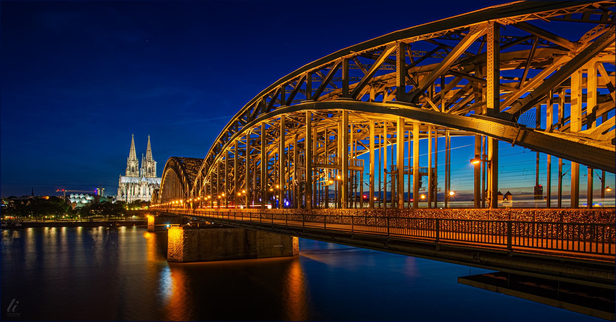 Hohenzollernbrücke mit Dom