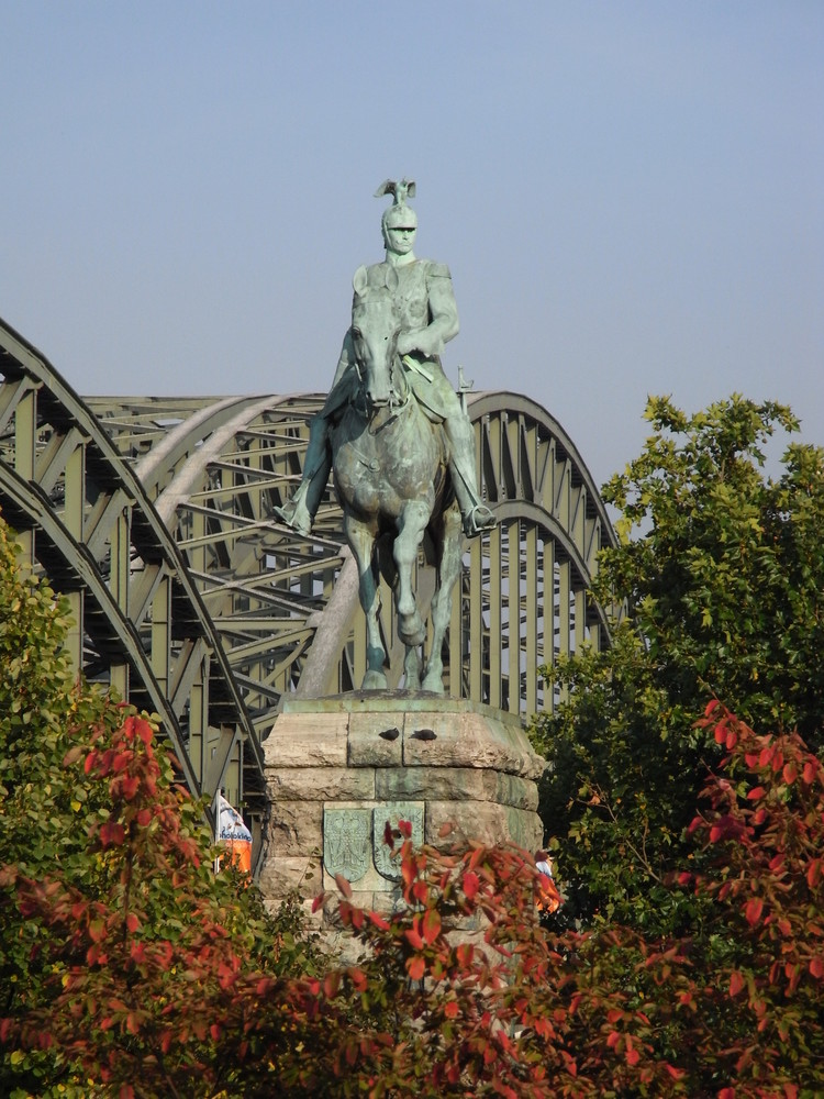 Hohenzollernbrücke mit Kaiser Wilhelm II. von Preußen