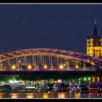 Hohenzollernbrücke mit Kirche Groß St. Martin