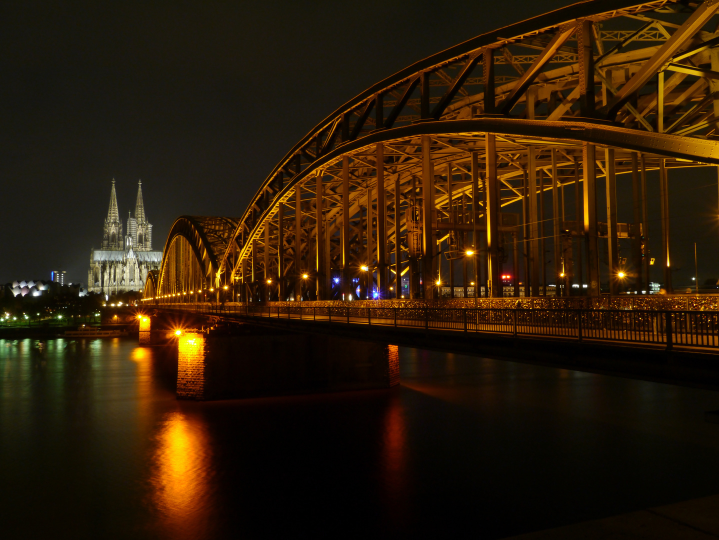 Hohenzollernbrücke und Kölner Dom