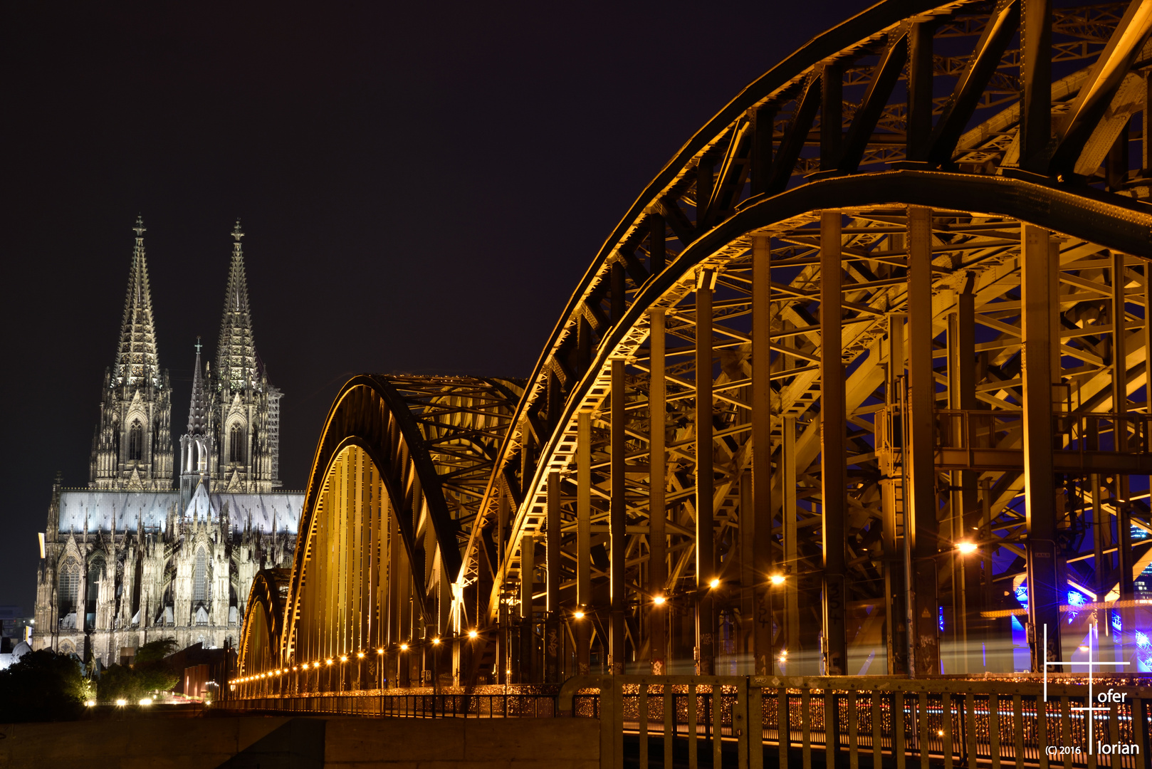   Hohenzollernbrücke und Kölner Dom