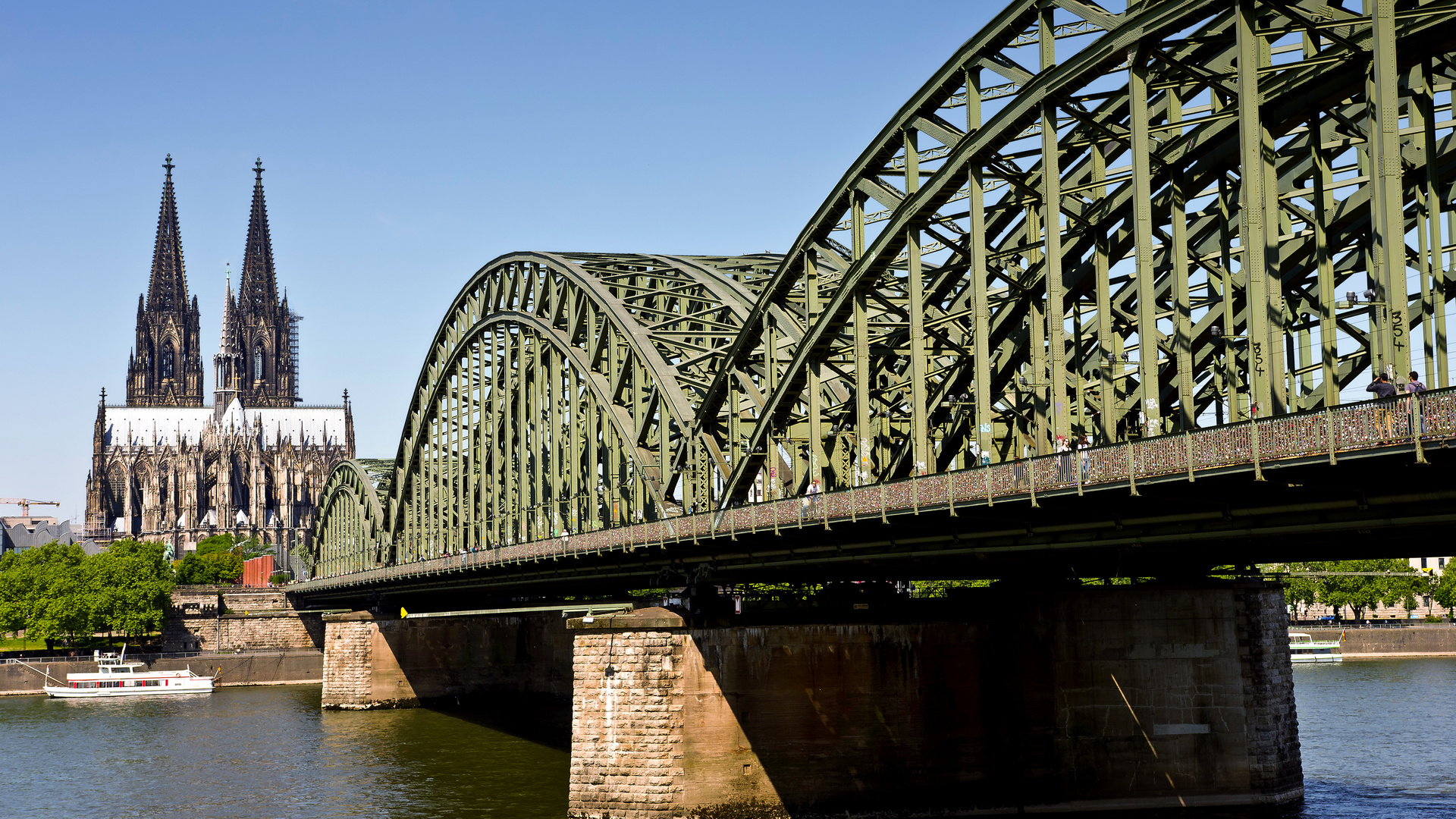 Hohenzollernbrücke,Dom, Köln