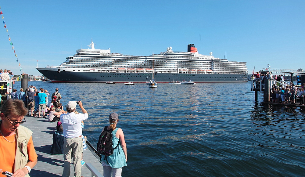 Hoher Besuch in Kiel: Die Queen Elizabeth!