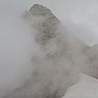 Hoher Dachstein im Nebel