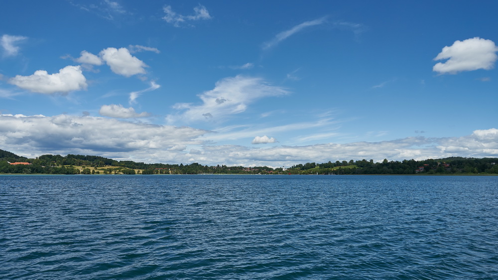 Hoher Himmel am Tegernsee, sehr schöne Wolken ...