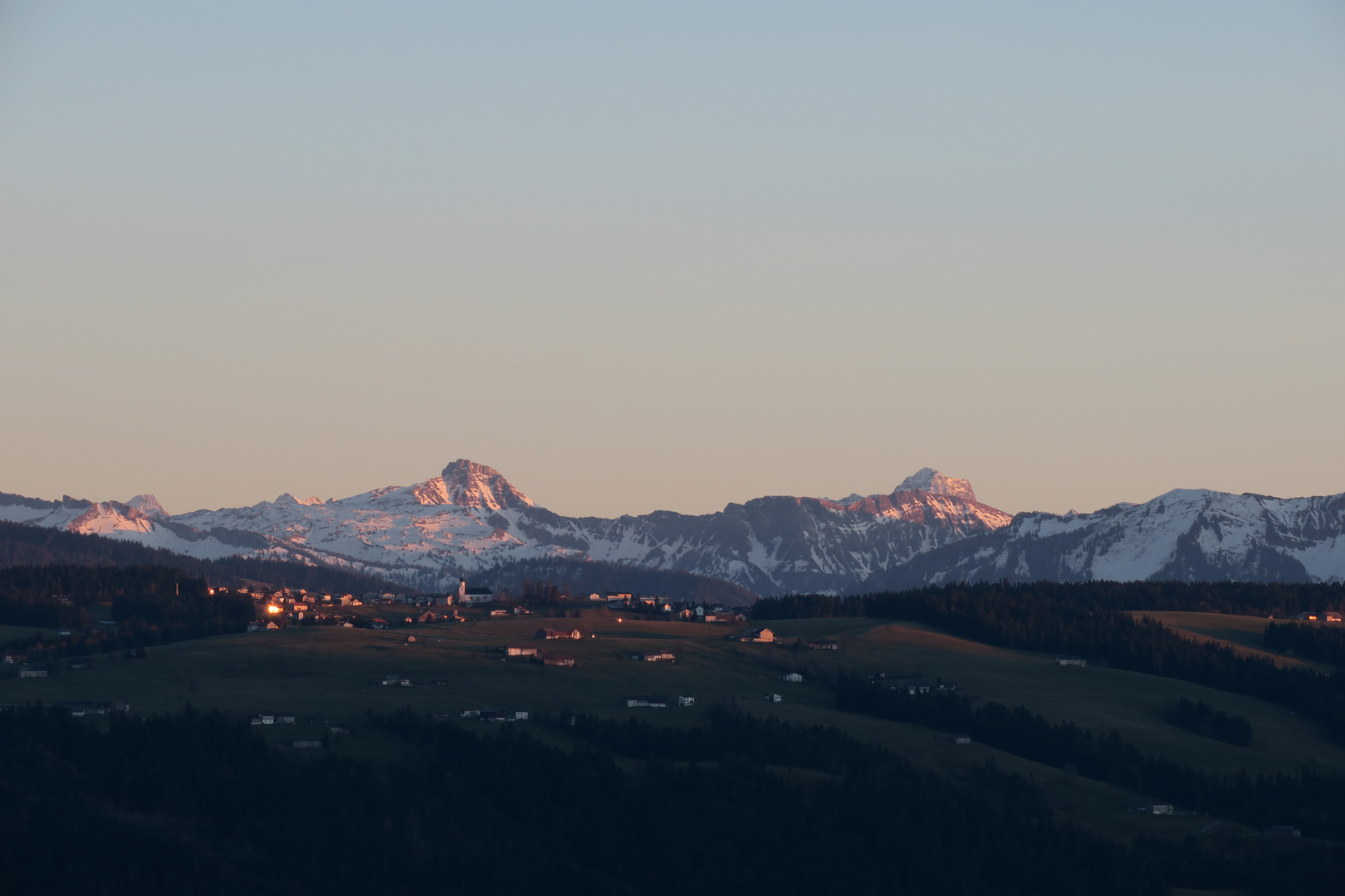 Hoher Ifen und Widderstein von Scheidegg aus.