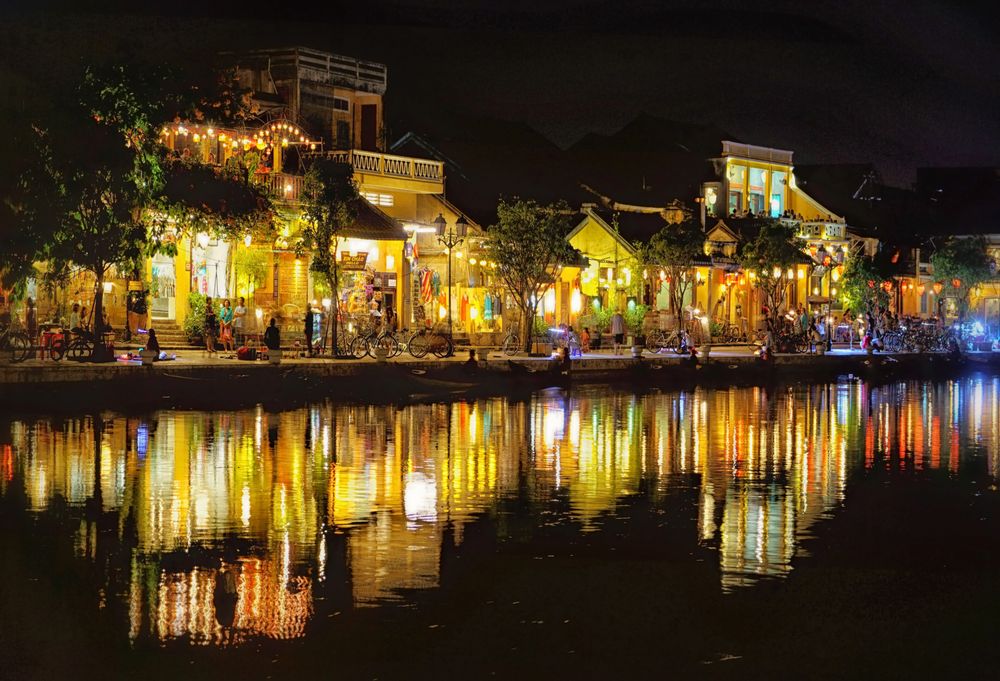 Hoi An by night